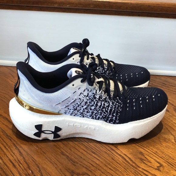 UNDER ARMOUR INFINITE ELITE TEAM NOTRE DAME BRAND NEW - UNISEX!! - Picture 3 of 9